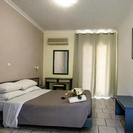 Sofia's Hotel 2*