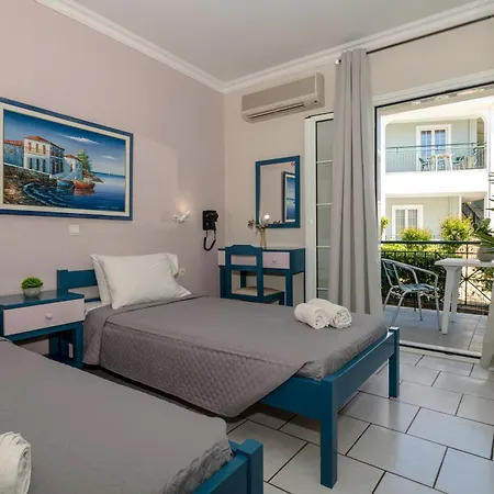 Sofia's Hotel 2*