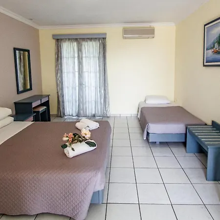 Sofia's 2* Kalamaki (Zakynthos)